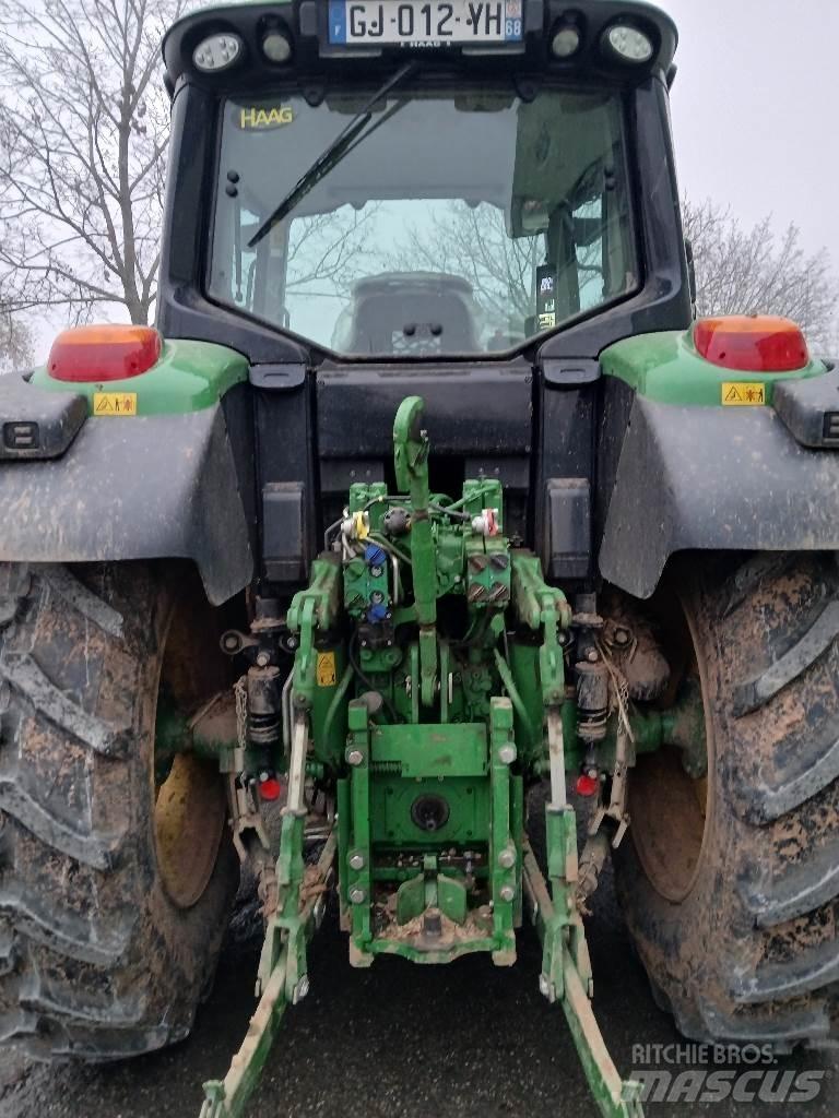 John Deere 6130M الجرارات