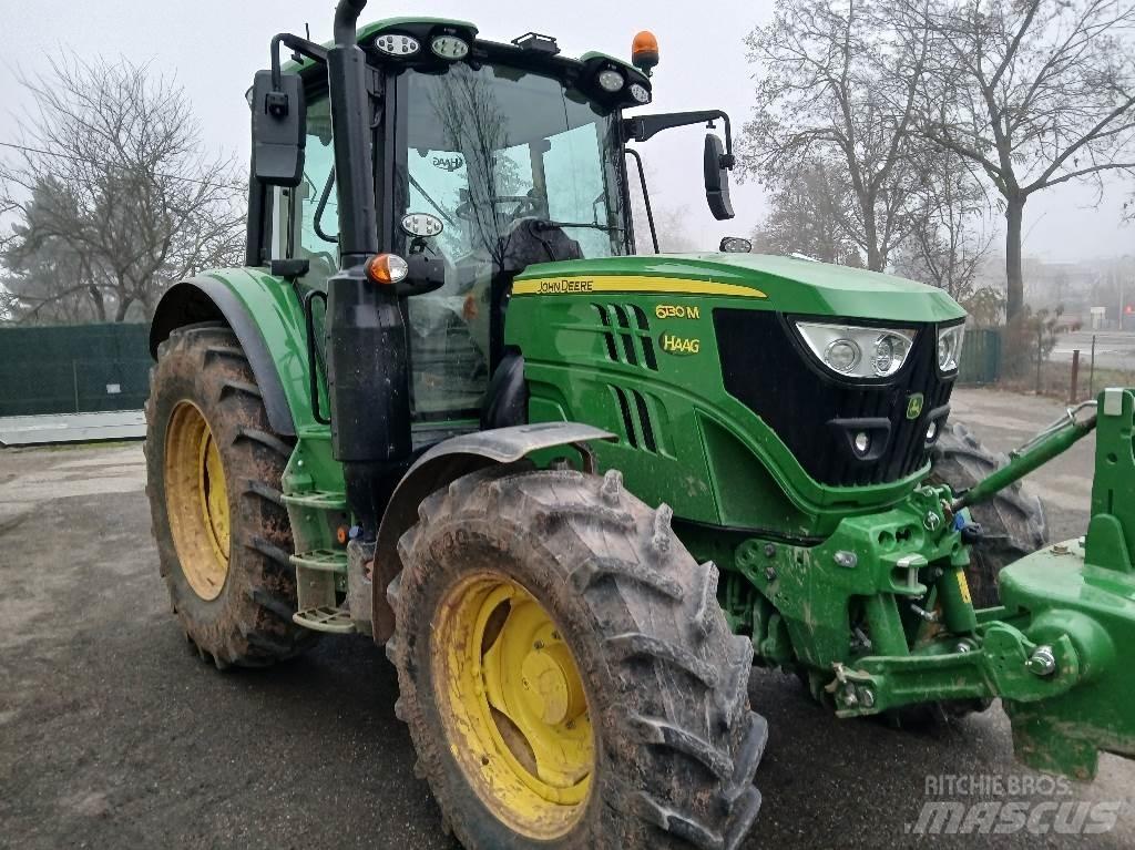 John Deere 6130M الجرارات