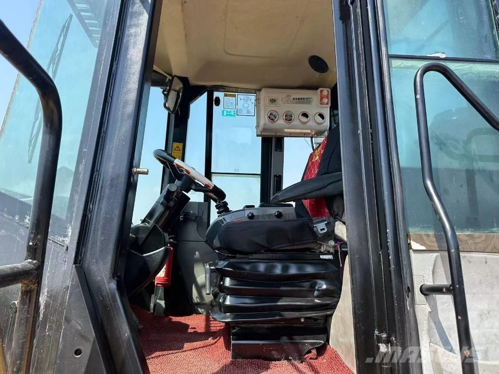 CAT 980 H لوادر بعجل