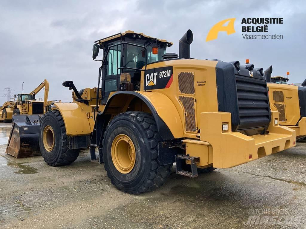 CAT 972 M لوادر بعجل