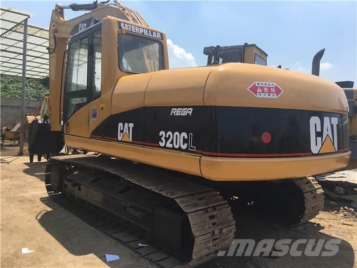 CAT 320 C L حفارات زحافة