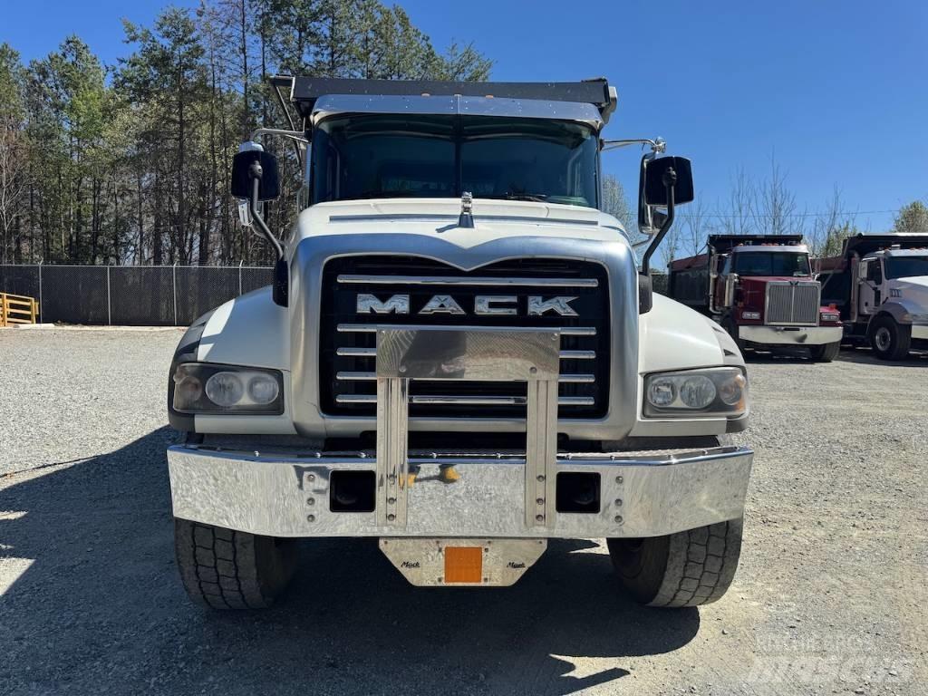 Mack Granite GU 433 شاحنات قلابة