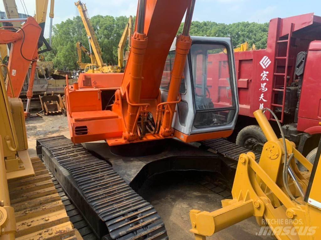 Hitachi EX300 حفارات زحافة