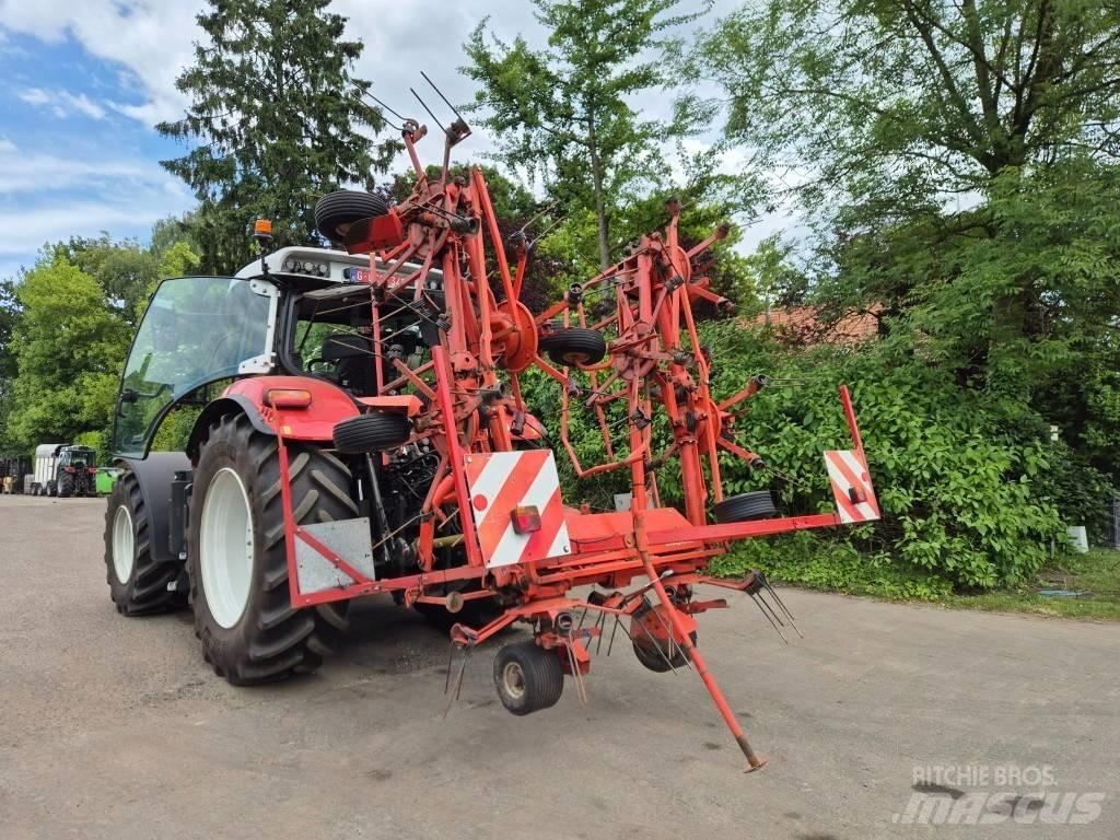 Kuhn GF 8501 MHO مكابس وميبسات التبن