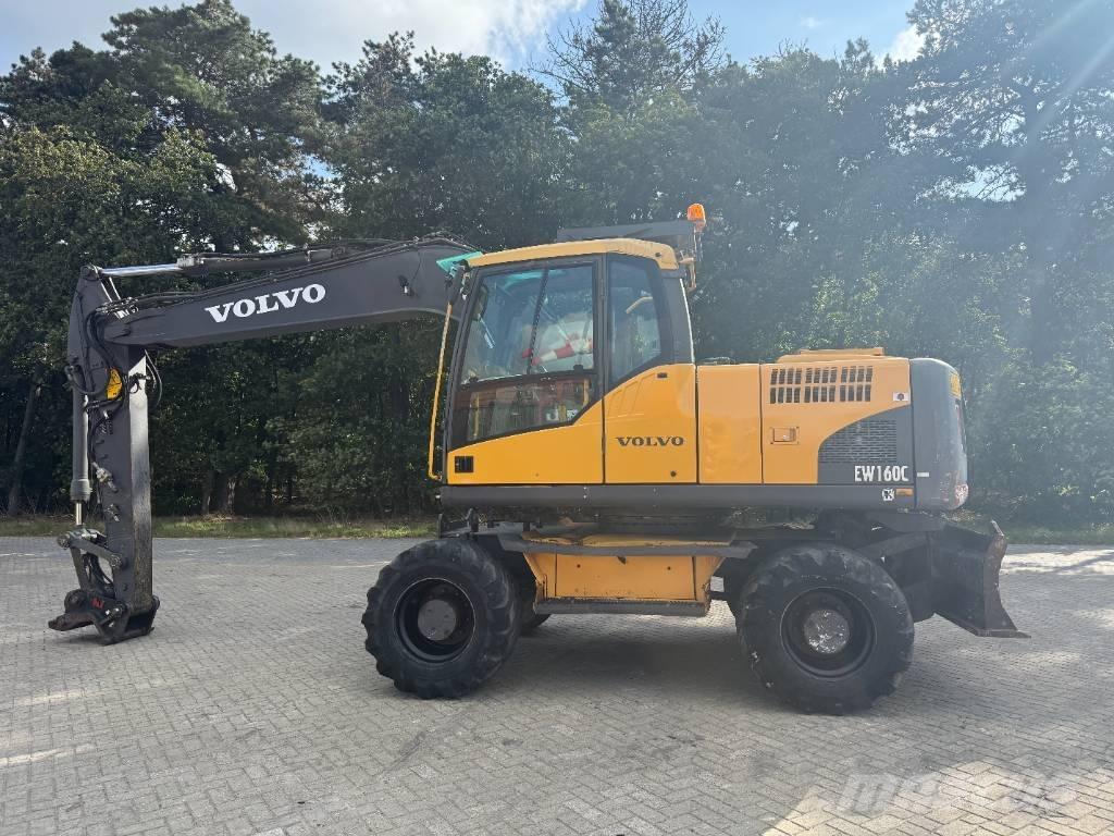 Volvo EW 160 C حفارات بعجل