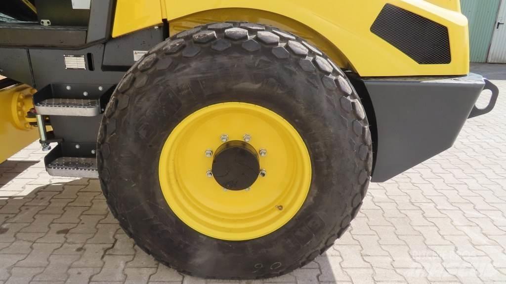 Bomag BW177 D-5 مداحل أحادية الأسطوانة