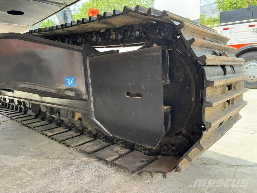 Hitachi ZX 350 H حفارات زحافة