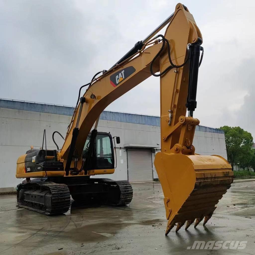 CAT 336 D حفارات زحافة