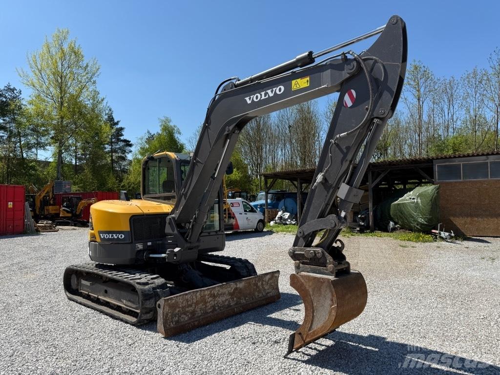 Volvo ECR88D حفارات وسط 7 طن - 12 طن