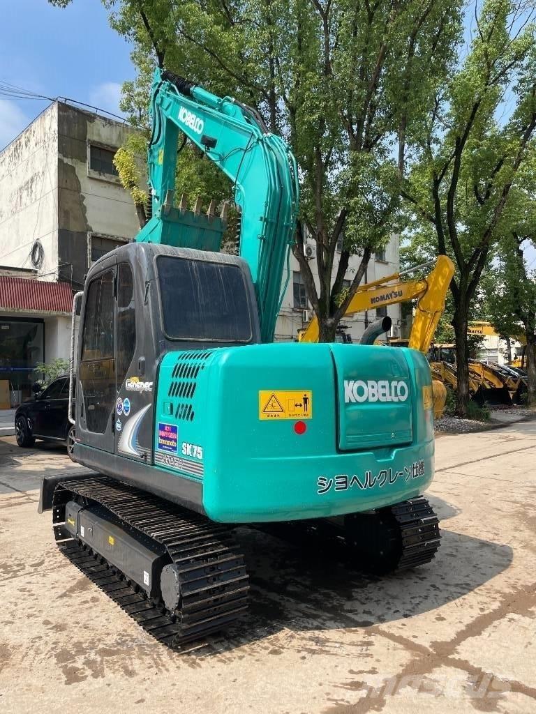Kobelco SK 75 حفارات صغيرة أقل من 7 طن (حفارات صغيرة)