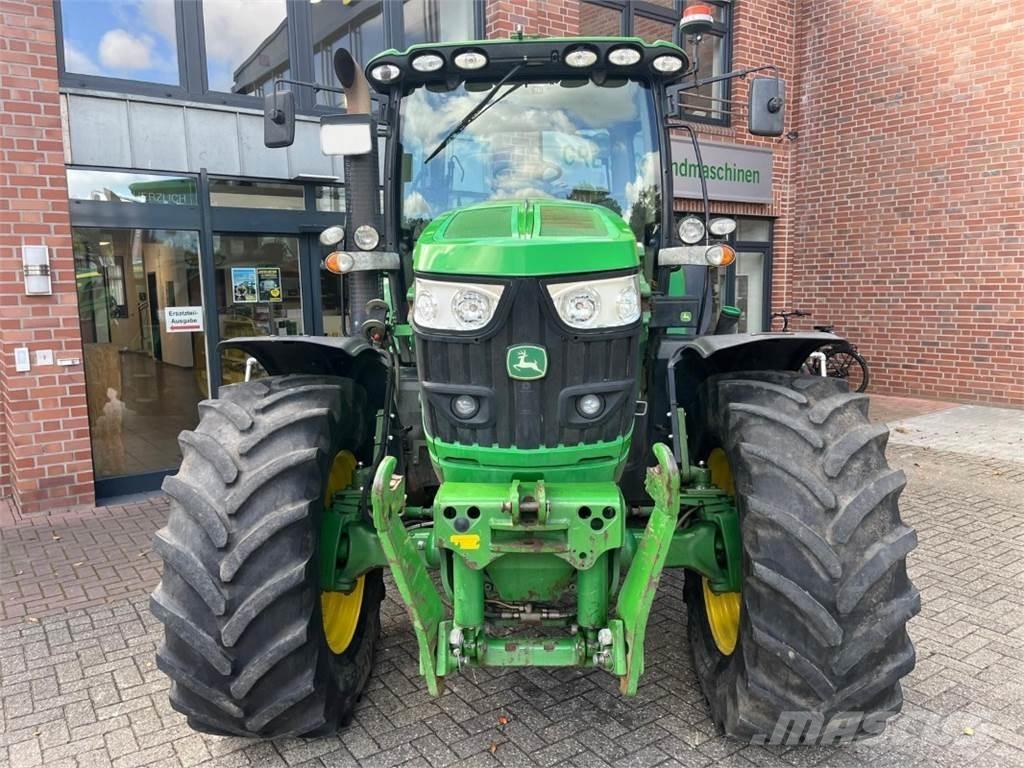 John Deere 6150R الجرارات