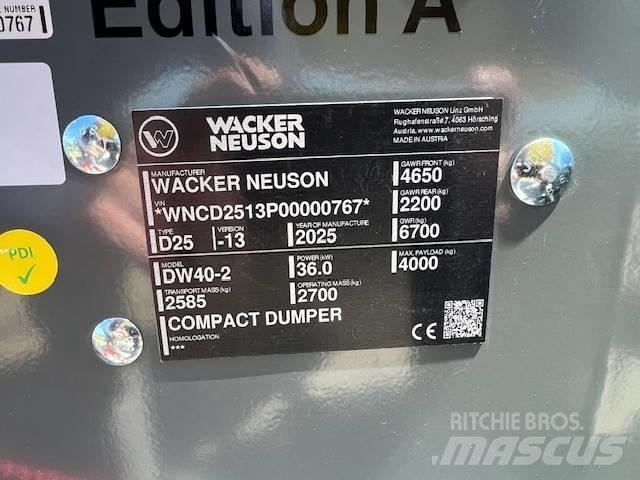 Wacker Neuson DW 40 ساحبات مفصلية