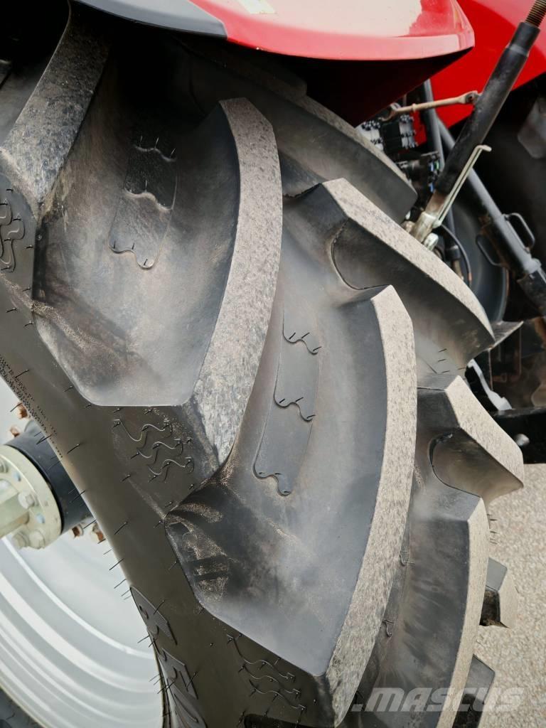 Case IH Puma 240 CVX الجرارات