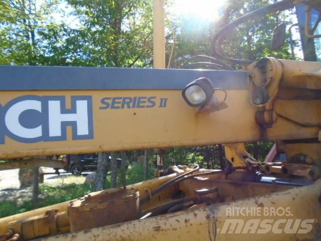 John Deere 722CH II معدات تمهيد الطرق