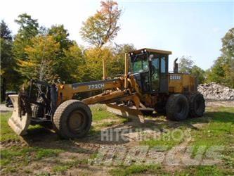 John Deere 722CH II معدات تمهيد الطرق