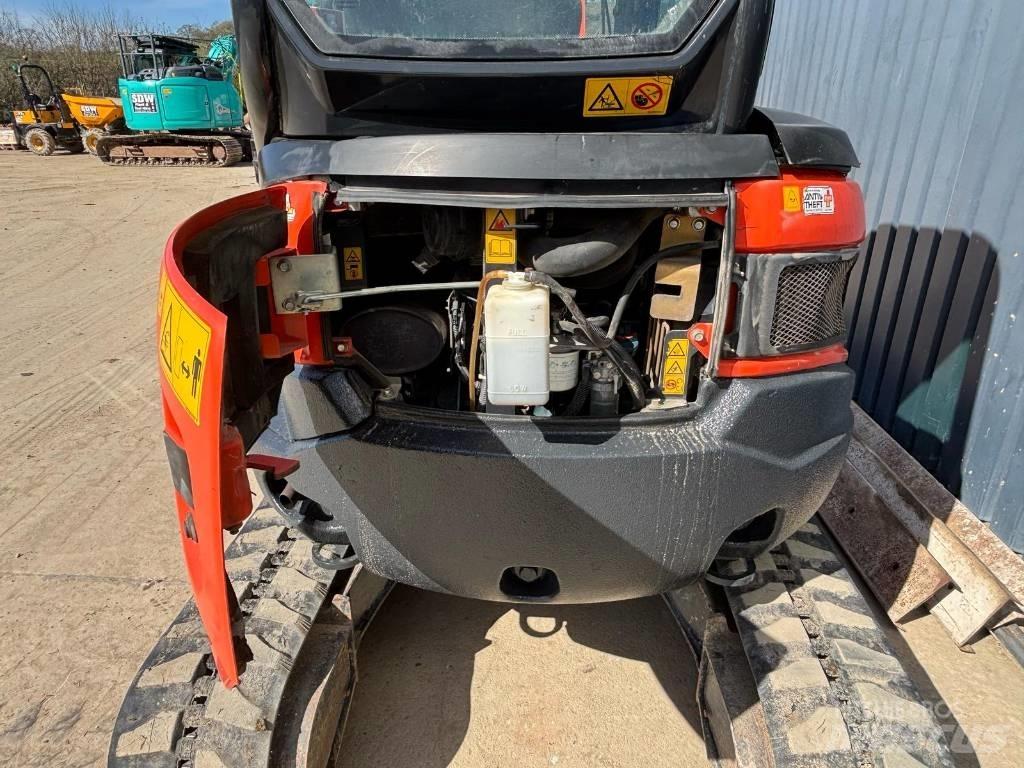 Kubota U 27-4 حفارات صغيرة أقل من 7 طن (حفارات صغيرة)