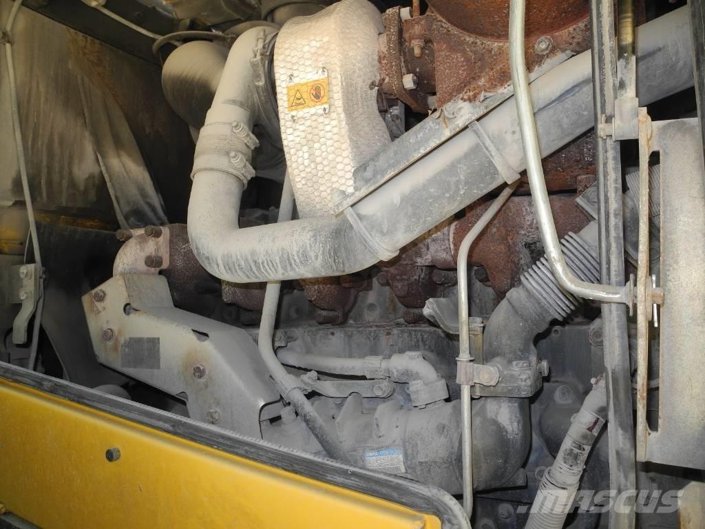 Komatsu WA 470-6 لوادر بعجل