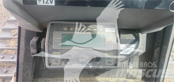 CASE 650G LT بلدوزرات مجنزرة