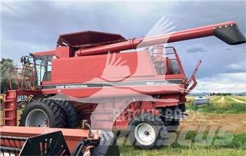 Case IH 1680 حصادات