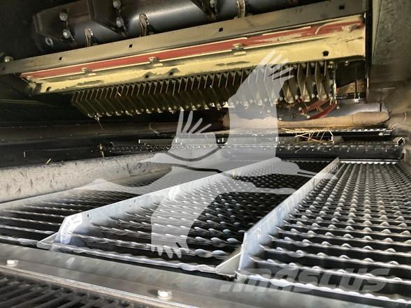 Case IH 8250 حصادات