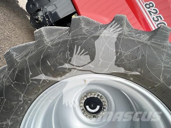 Case IH 8250 حصادات