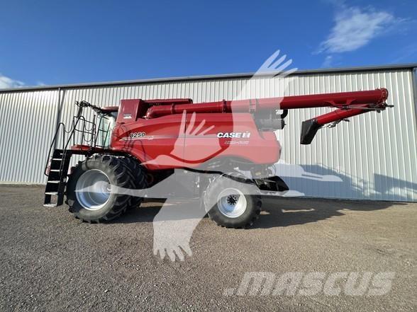 Case IH 8250 حصادات