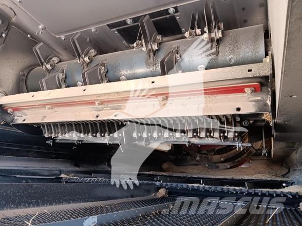 Case IH 8250 حصادات