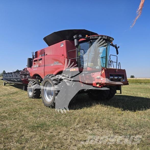 Case IH 8250 حصادات