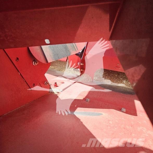 Case IH 8250 حصادات