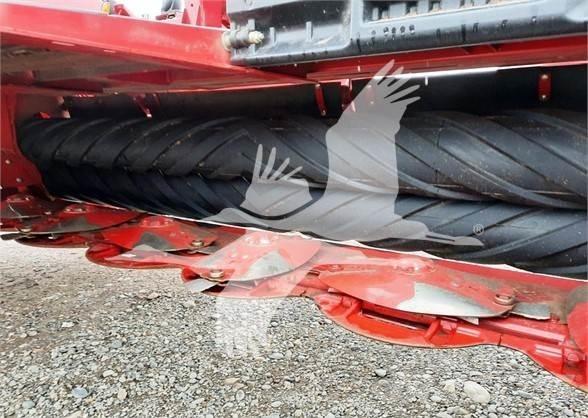 Case IH DC163 محشات