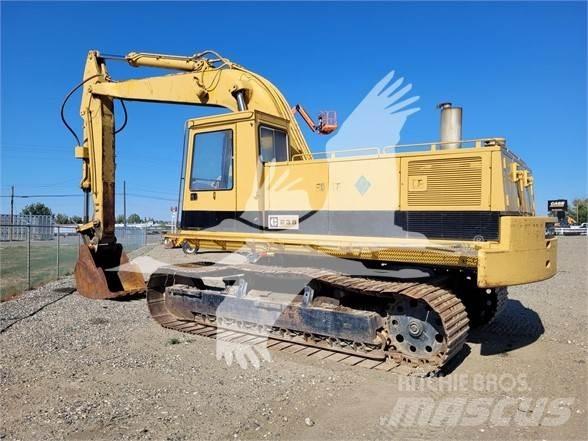 CAT 235 حفارات زحافة