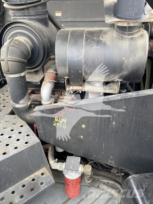 Gleaner R65 حصادات