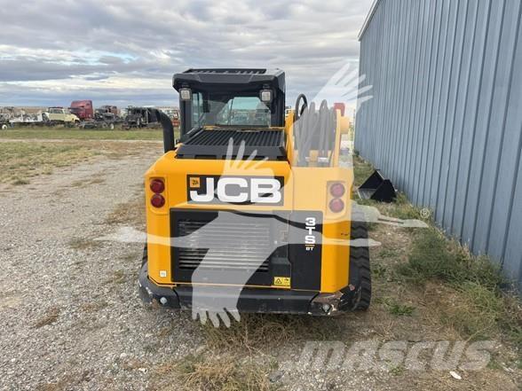 JCB 3TS-8T لوادر انزلاقية التوجيه