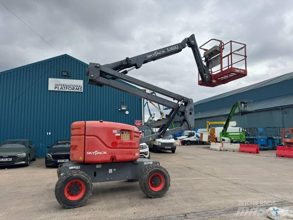 SkyJack SJ 46 AJ رافعات سلة مفصلية