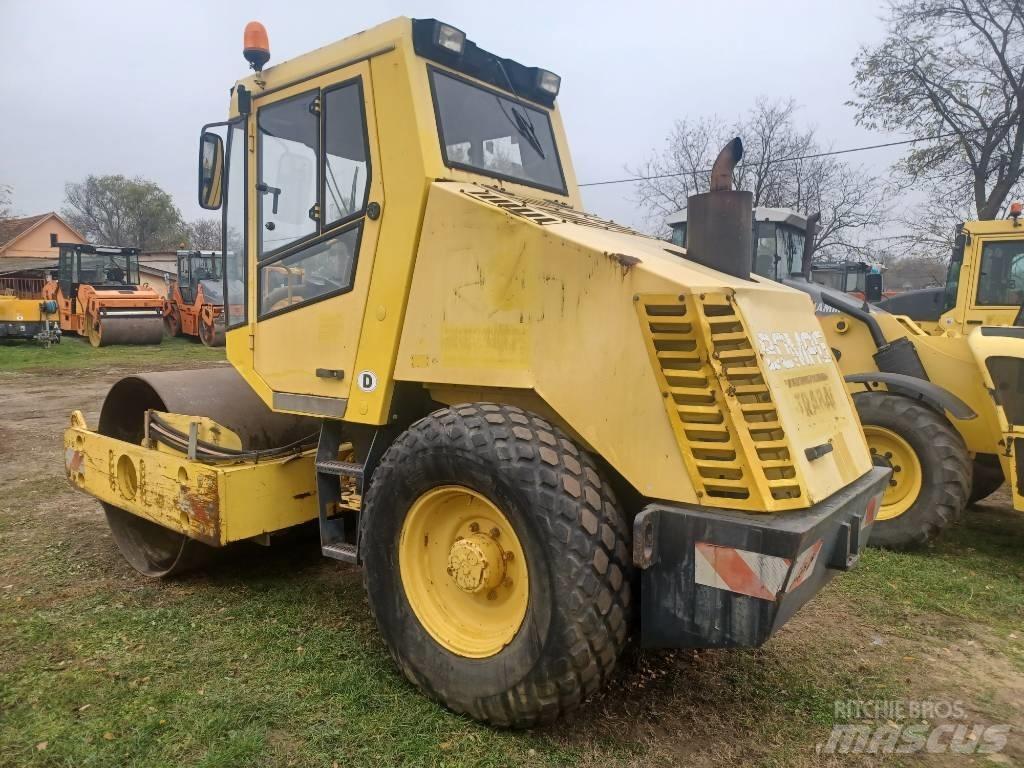 Bomag BW 177 D-3 مداحل أحادية الأسطوانة