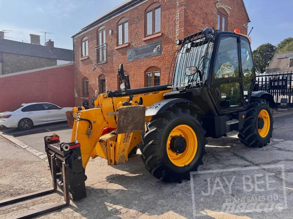 JCB 535-125 Hiviz مناولات متداخلة