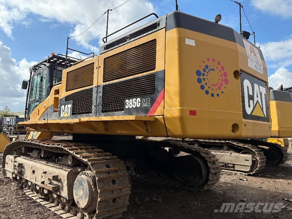 CAT 385 C حفارات زحافة