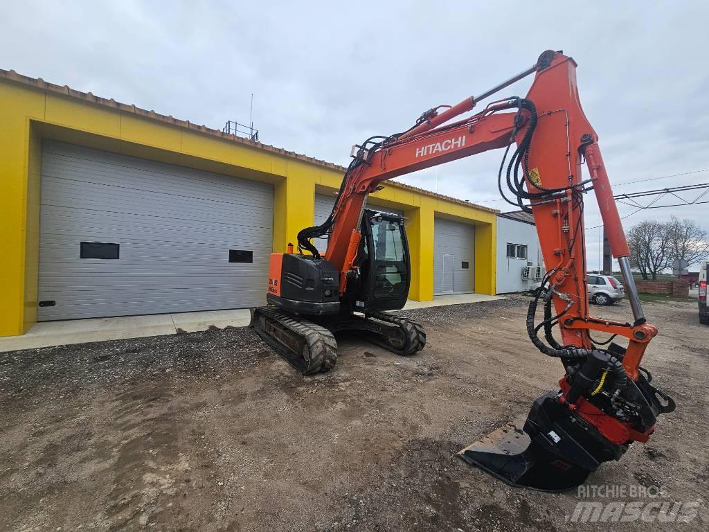 Hitachi ZX 85 US-5 A حفارات وسط 7 طن - 12 طن