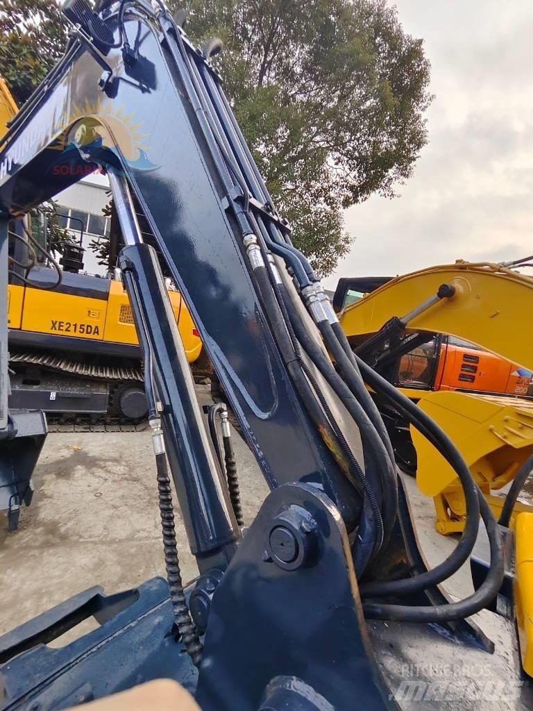 Hyundai R 60 W حفارات بعجل