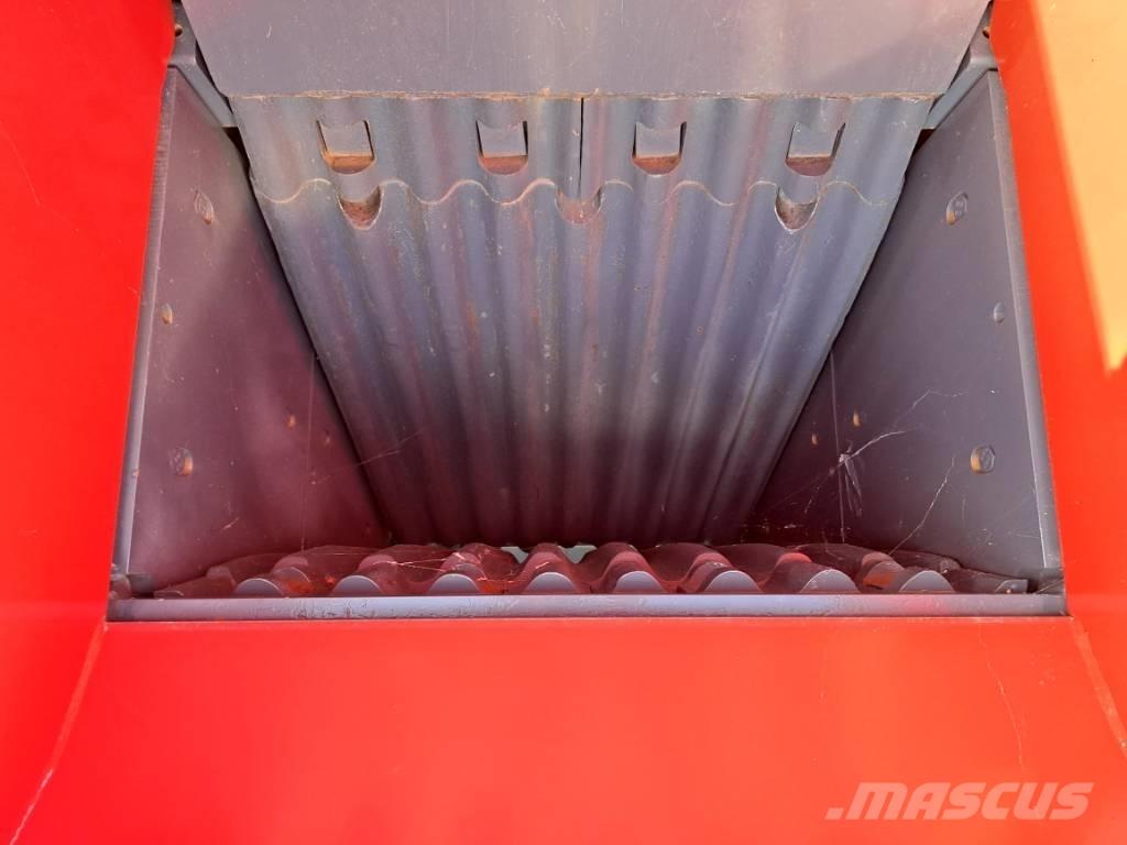 Finlay J 960 الكسارات المتنقلة