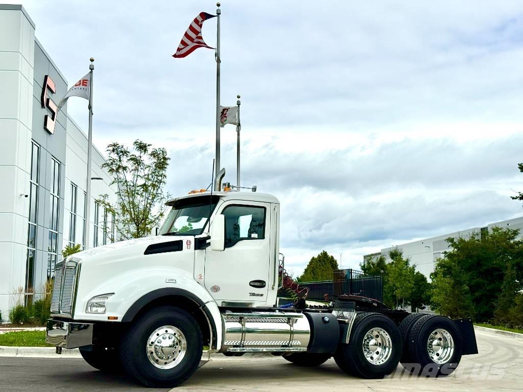 Kenworth T 880 وحدات الجر