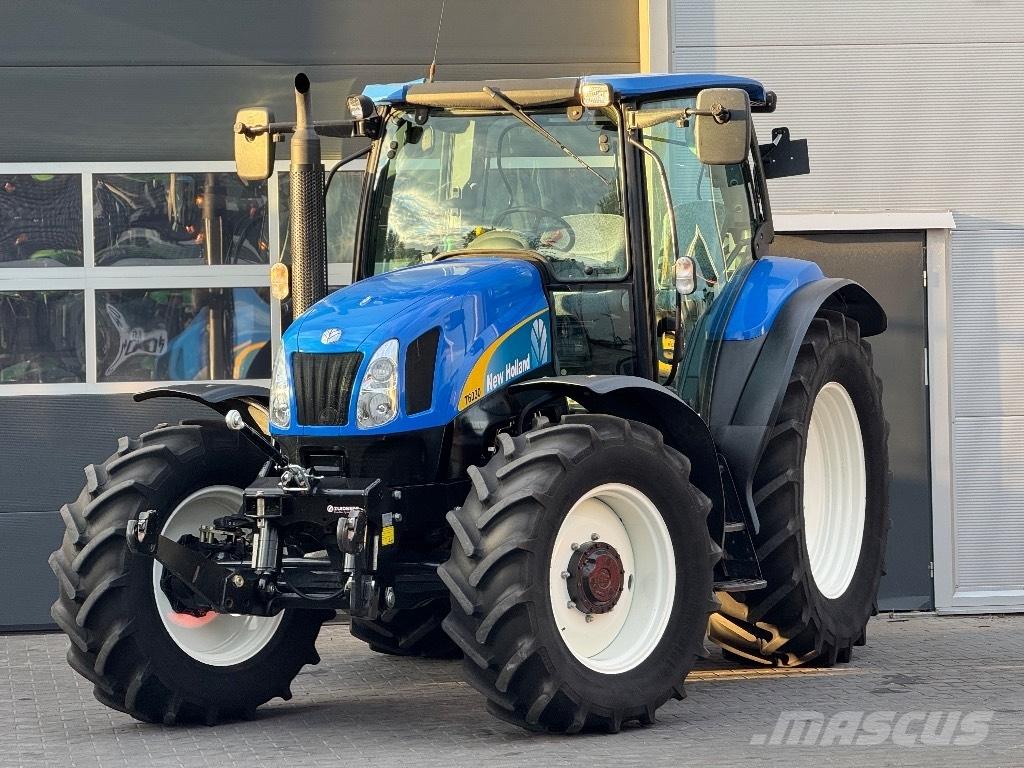 New Holland T 6030 الجرارات