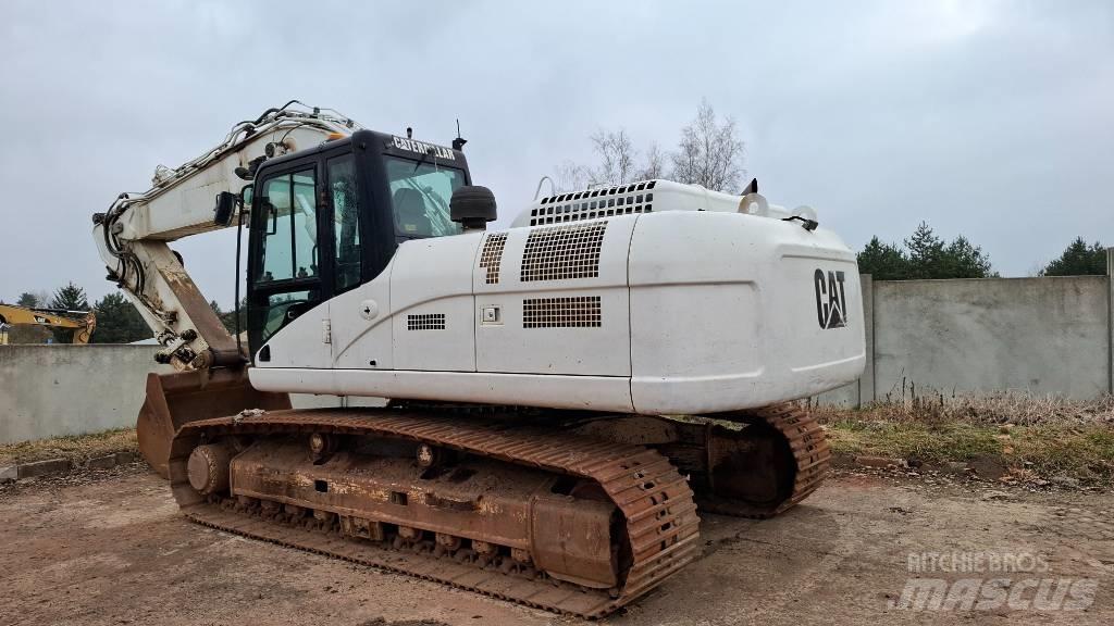 CAT 329 D LN حفارات زحافة