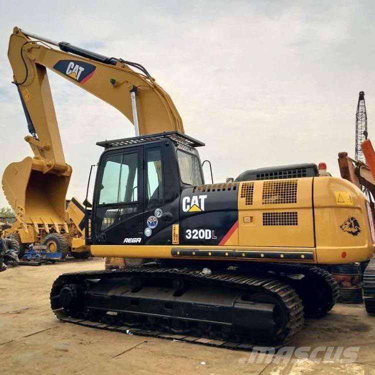 CAT 325 D L حفارات زحافة