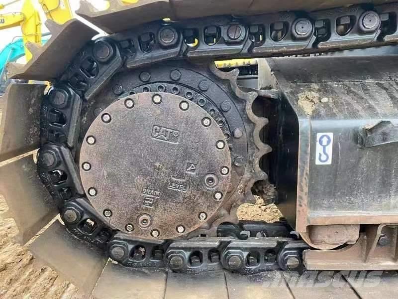 CAT 336 B حفارات زحافة