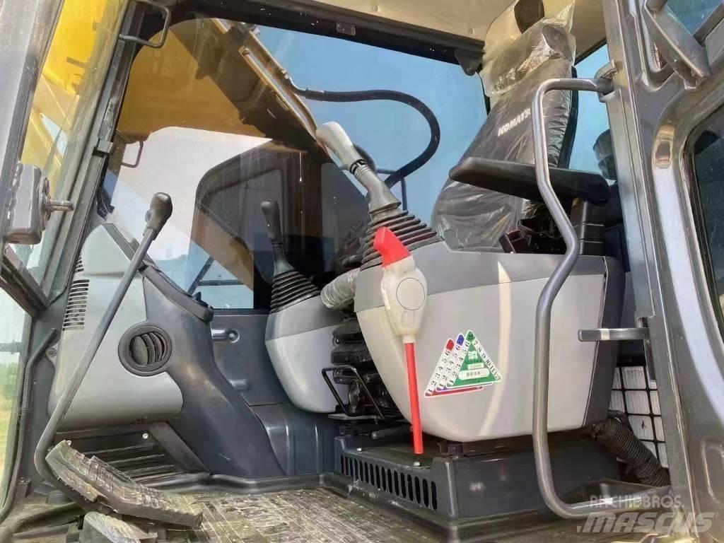Komatsu PC 200-8 حفارات وسط 7 طن - 12 طن