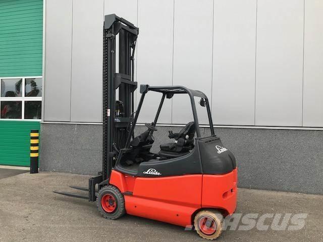 Linde E25/600-02 شاحنات ذات رافعات شوكية تعمل بالكهرباء