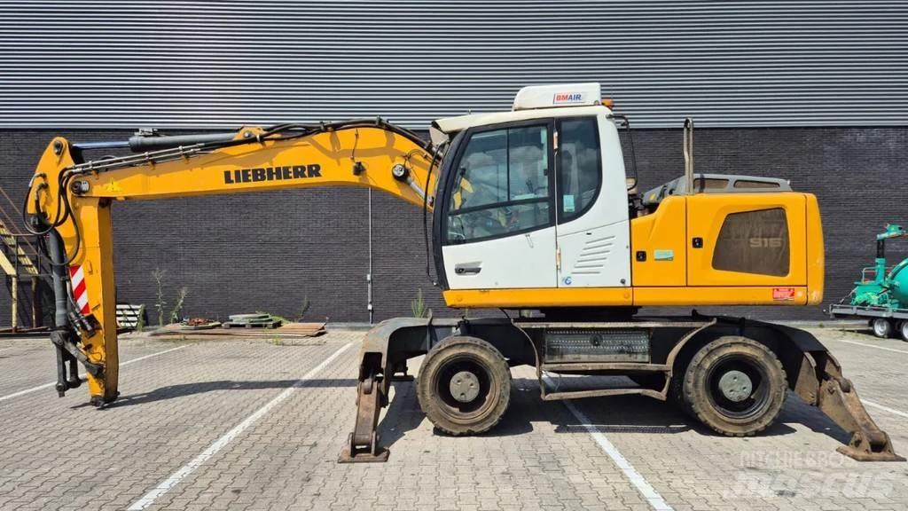 Liebherr 916 مناولات المخلفات / مناولات صناعية