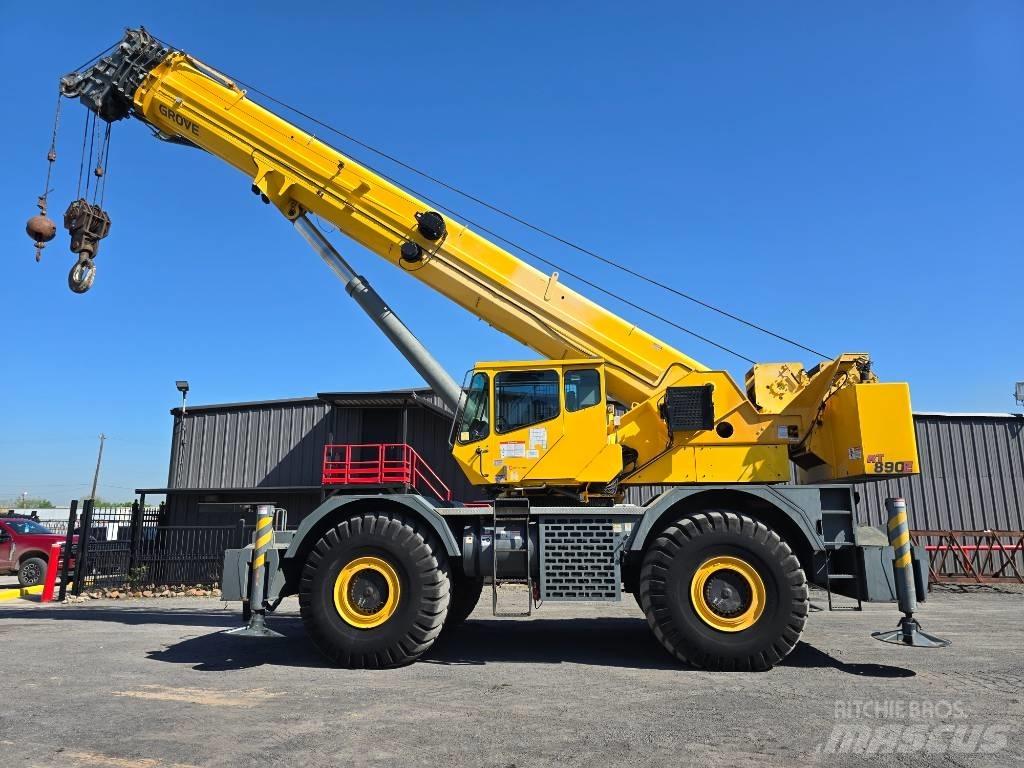 Grove RT 890 E رافعات الطرق الوعرة