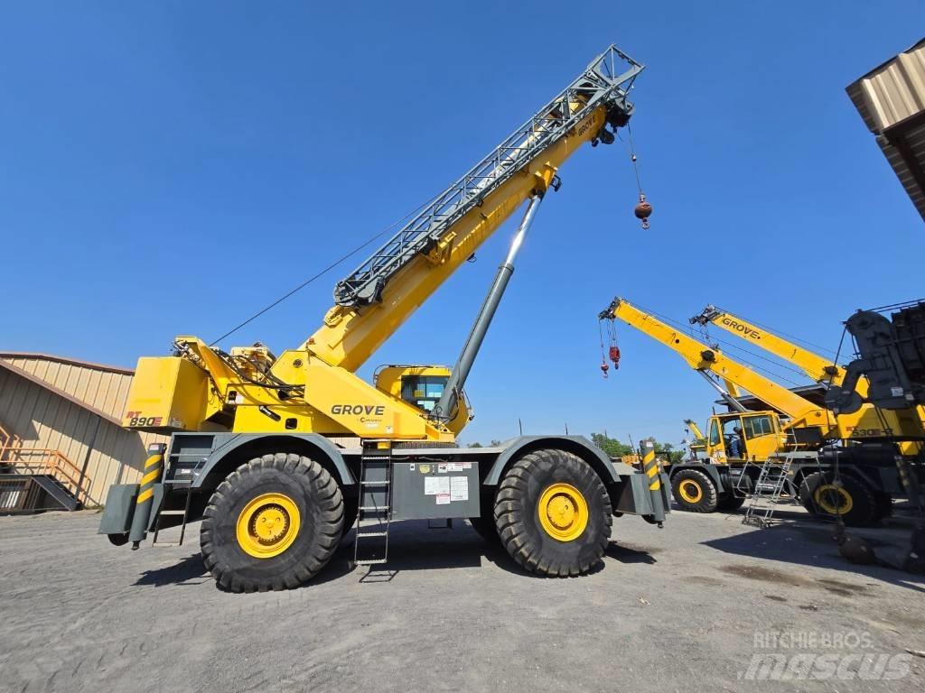 Grove RT 890 E رافعات الطرق الوعرة